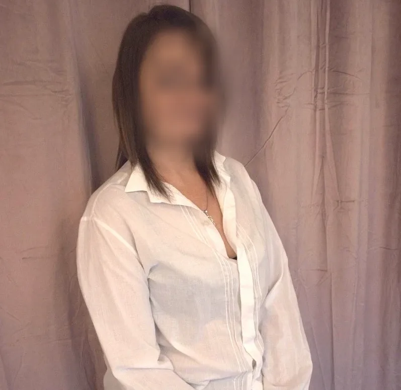 Nora, 38